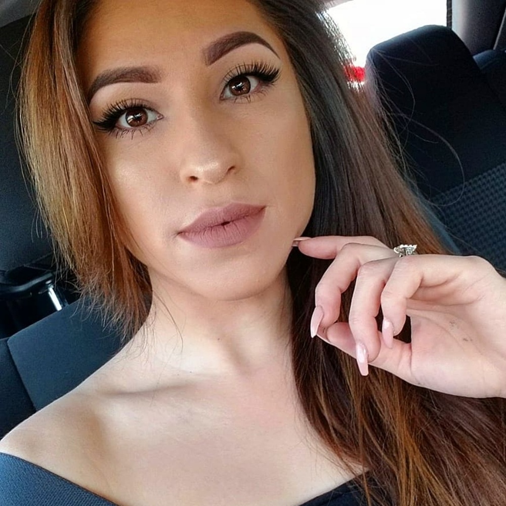 Meet your Posher, Jazmin